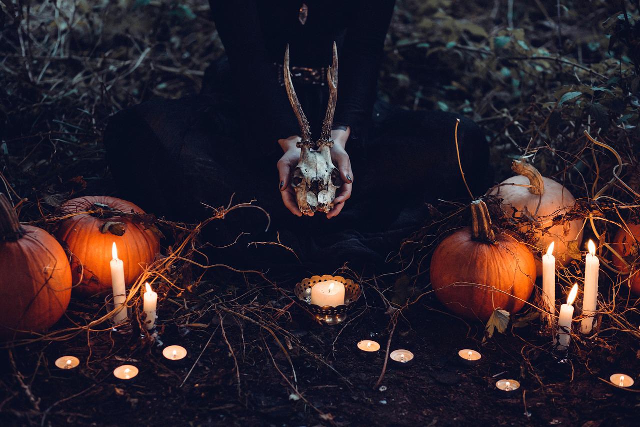 How To Manifest Using Candles
